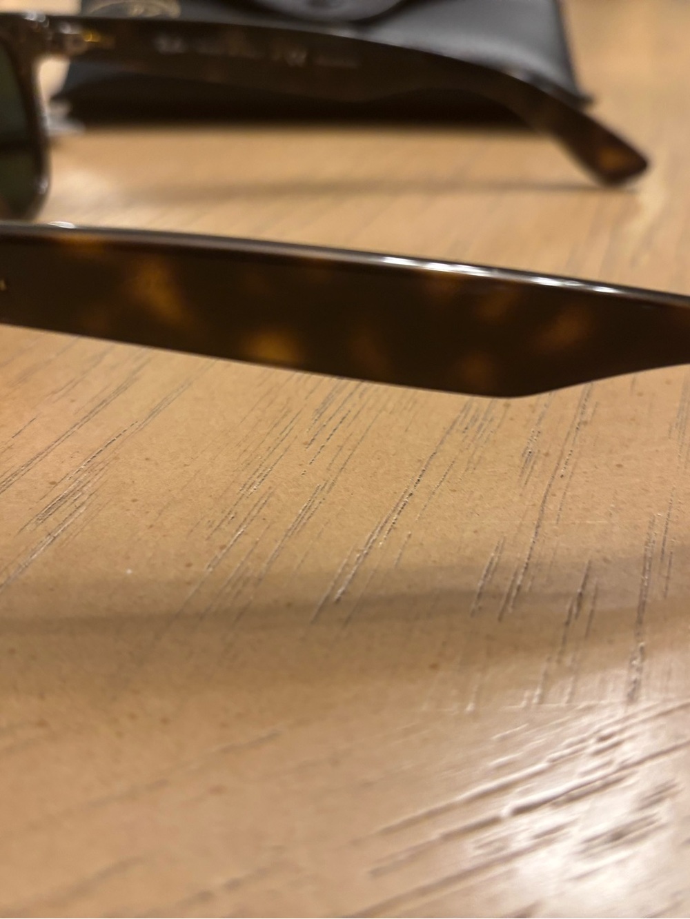 Ray-Ban Women NEW 2132 Sunglasses - Tortoise Frame & Polarized Green Lenses - Picture 3 of 7